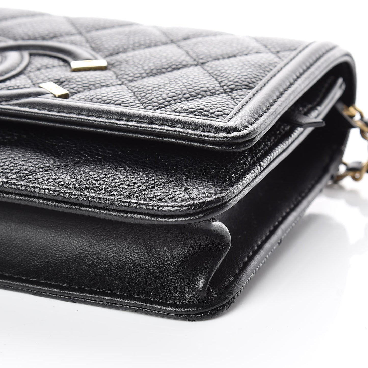 Caviar Quilted CC Filigree Wallet On Chain WOC Black