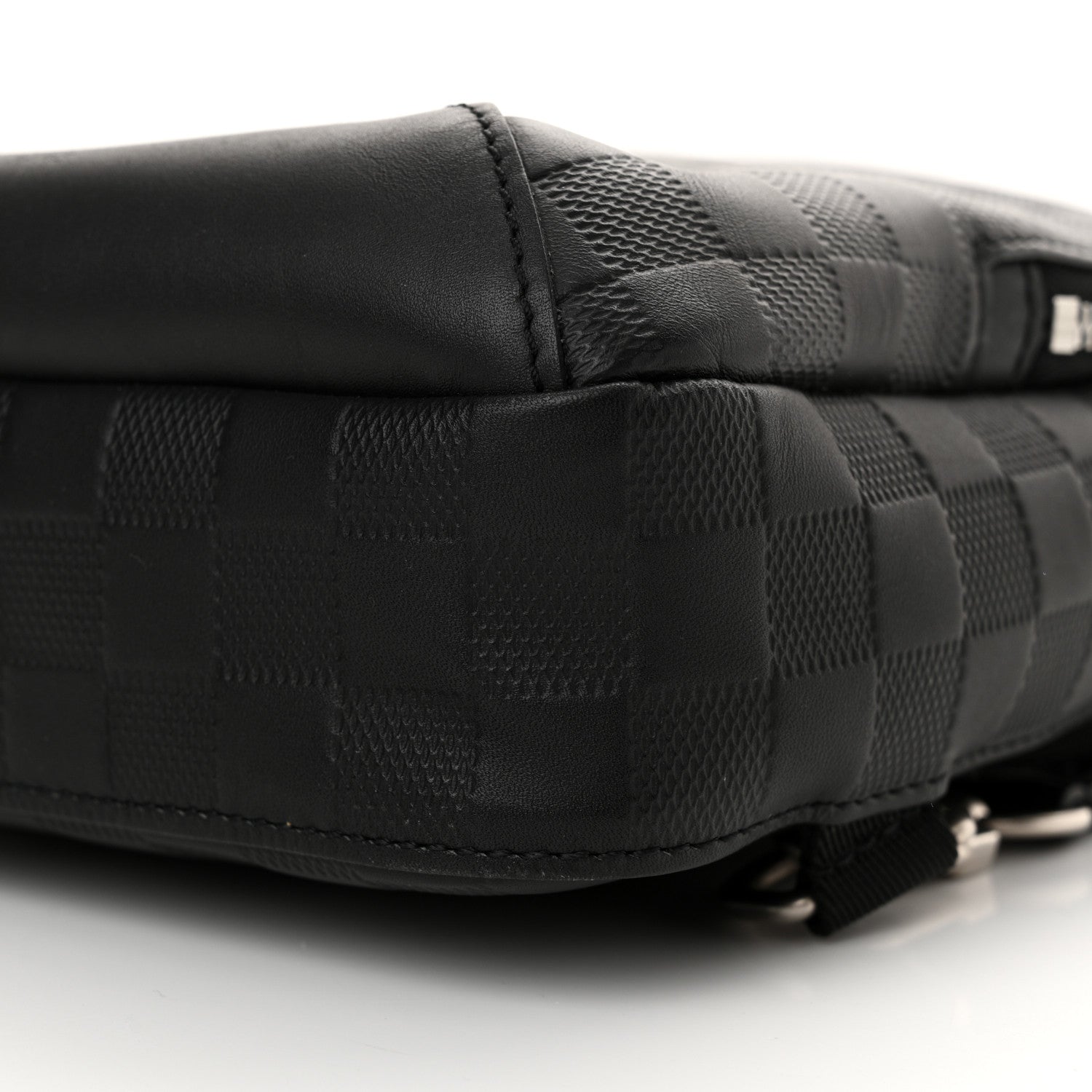 Louis Vuitton Damier Infini Avenue Sling Bag Onyx 11 of 11