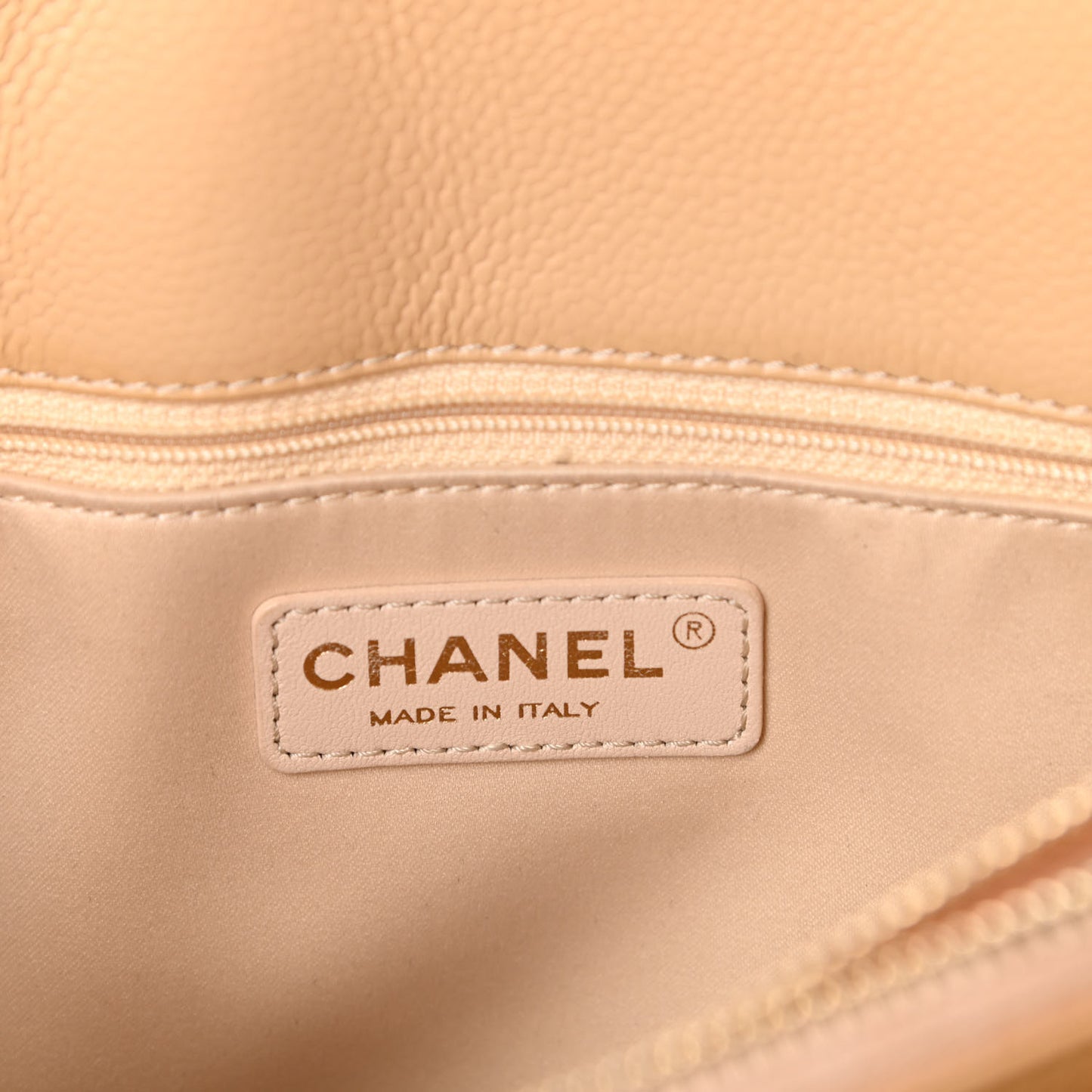 Caviar Quilted Grand Shopping Tote GST Beige Clair