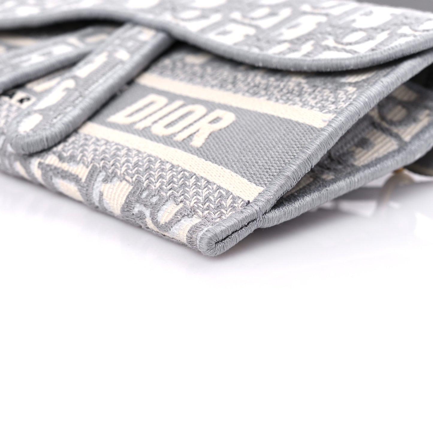 Oblique Slim Saddle Pouch Grey