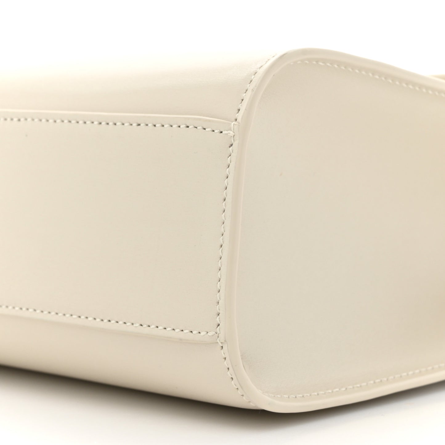 Smooth Calfskin Manhattan Shoulder Bag Crema Soft