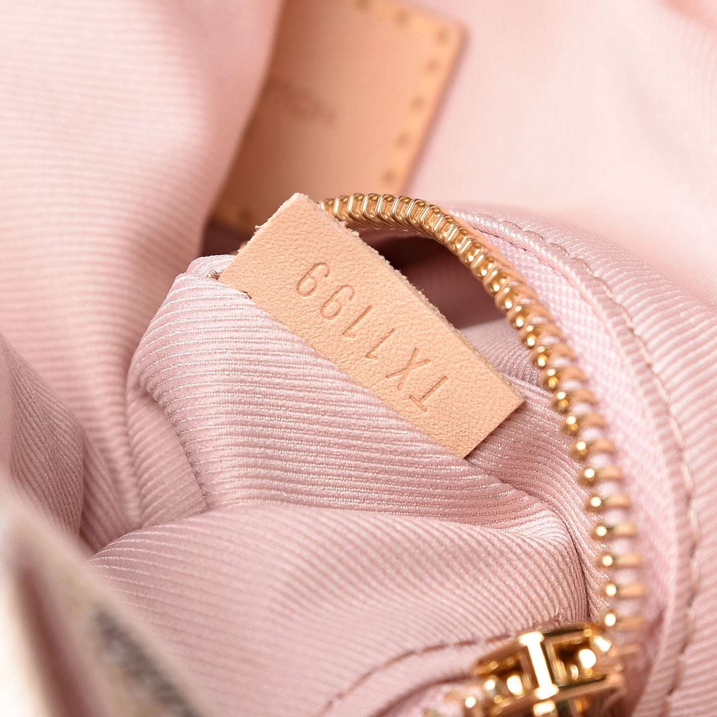 Damier Azur Graceful MM Rose Ballerine