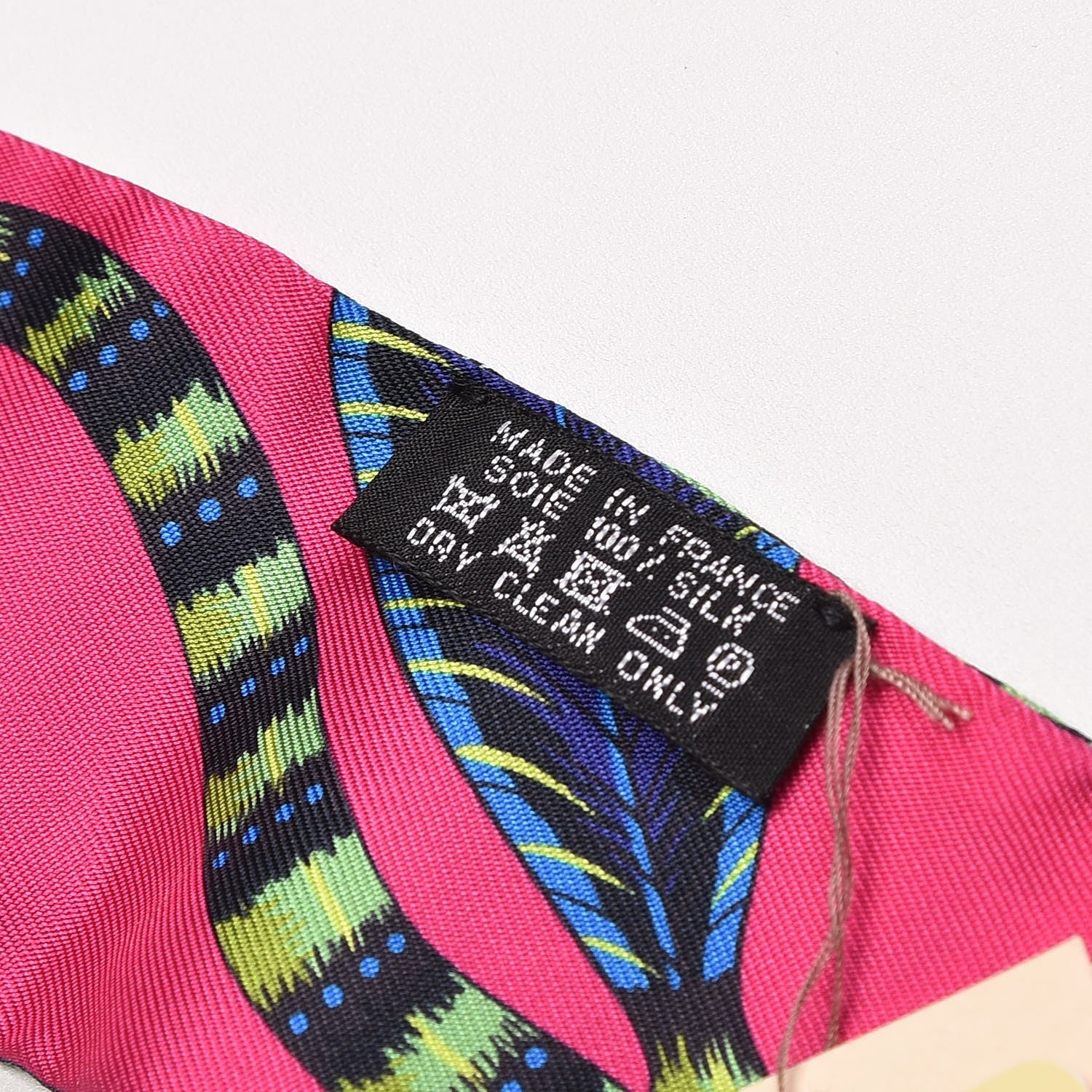 Hermes Silk The Savana Dance Twilly Rose Indien Indigo Vert 4 of 5