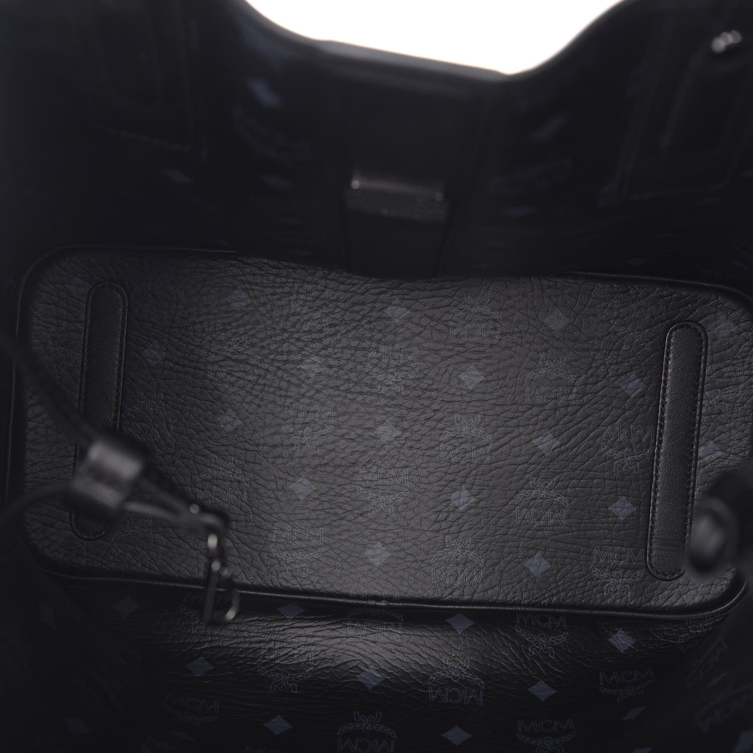 MCM Visetos Medium Liz Reversible Shopper Tote Black 12 of 14