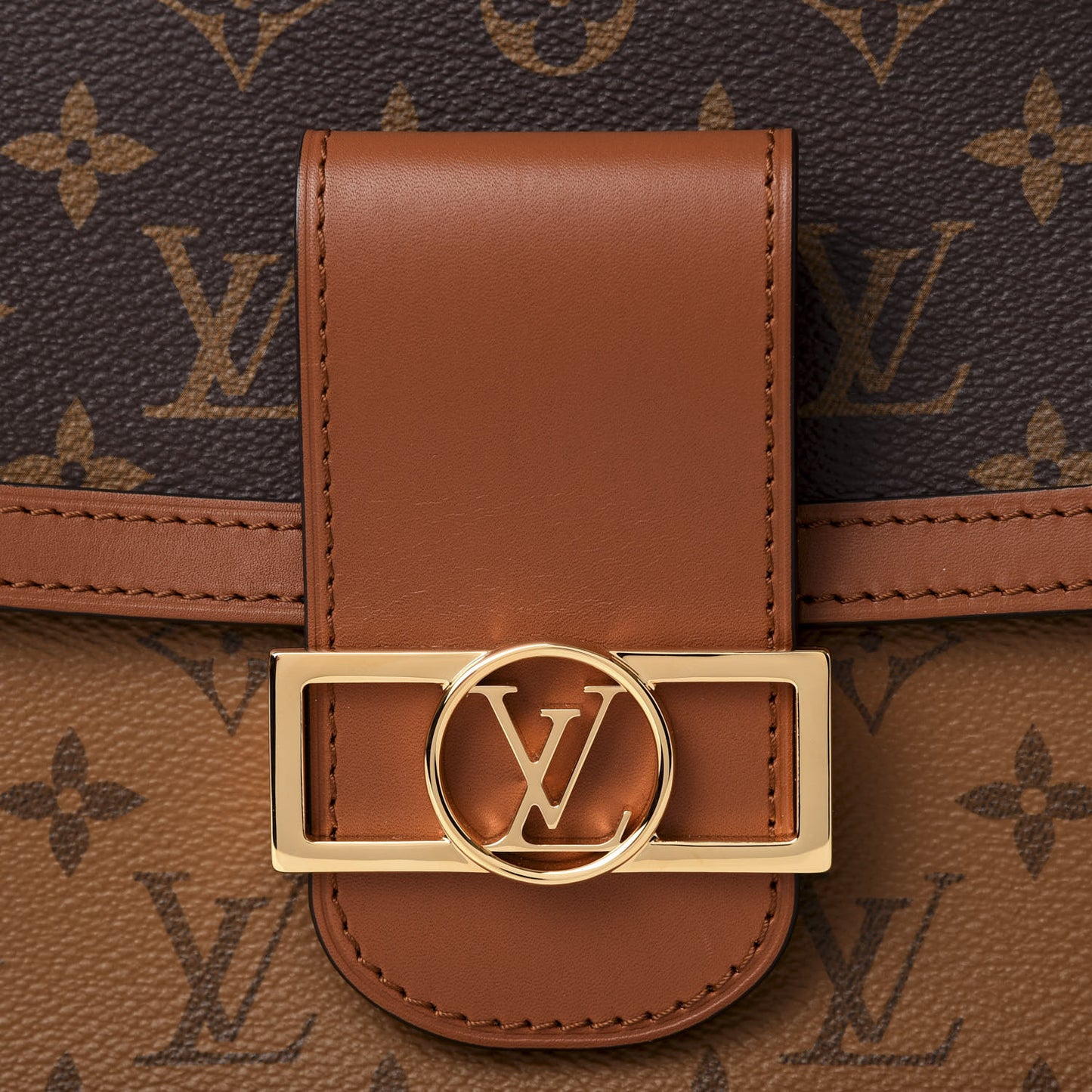 Reverse Monogram Dauphine MM