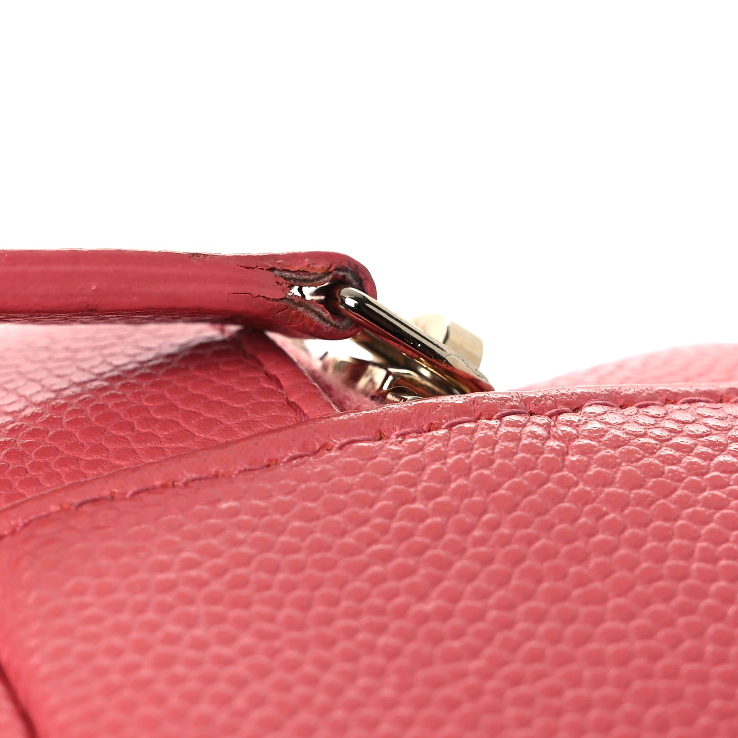 Caviar Quilted Round Clutch With Chain Pink