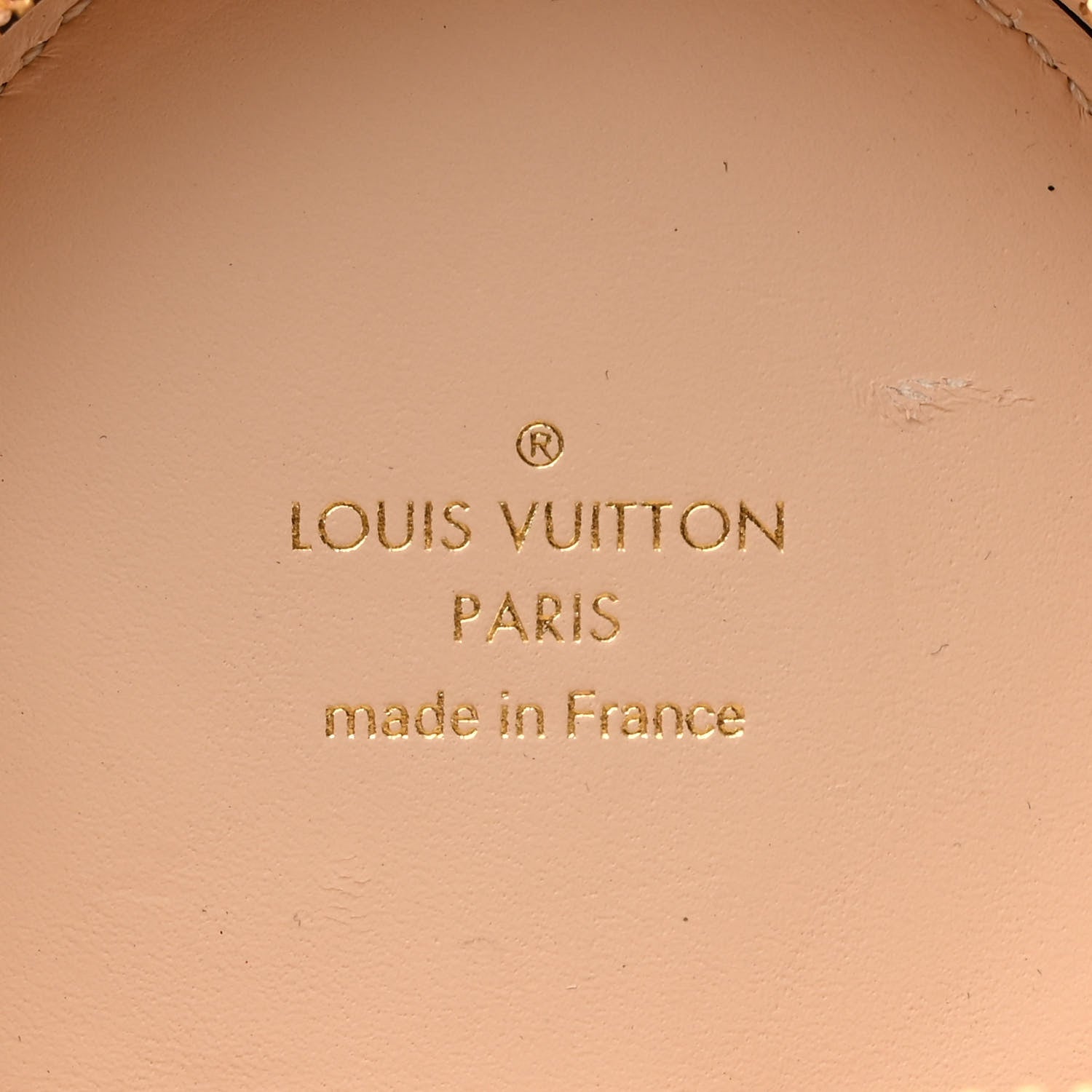 Louis Vuitton Monogram Horizon Wireless Earphones Case 5 of 7