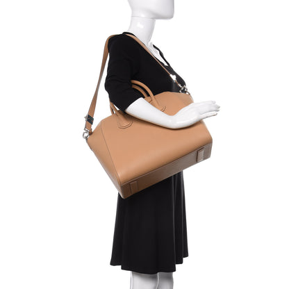Givenchy Sugar Goatskin Medium Antigona Light Beige 2 of 12