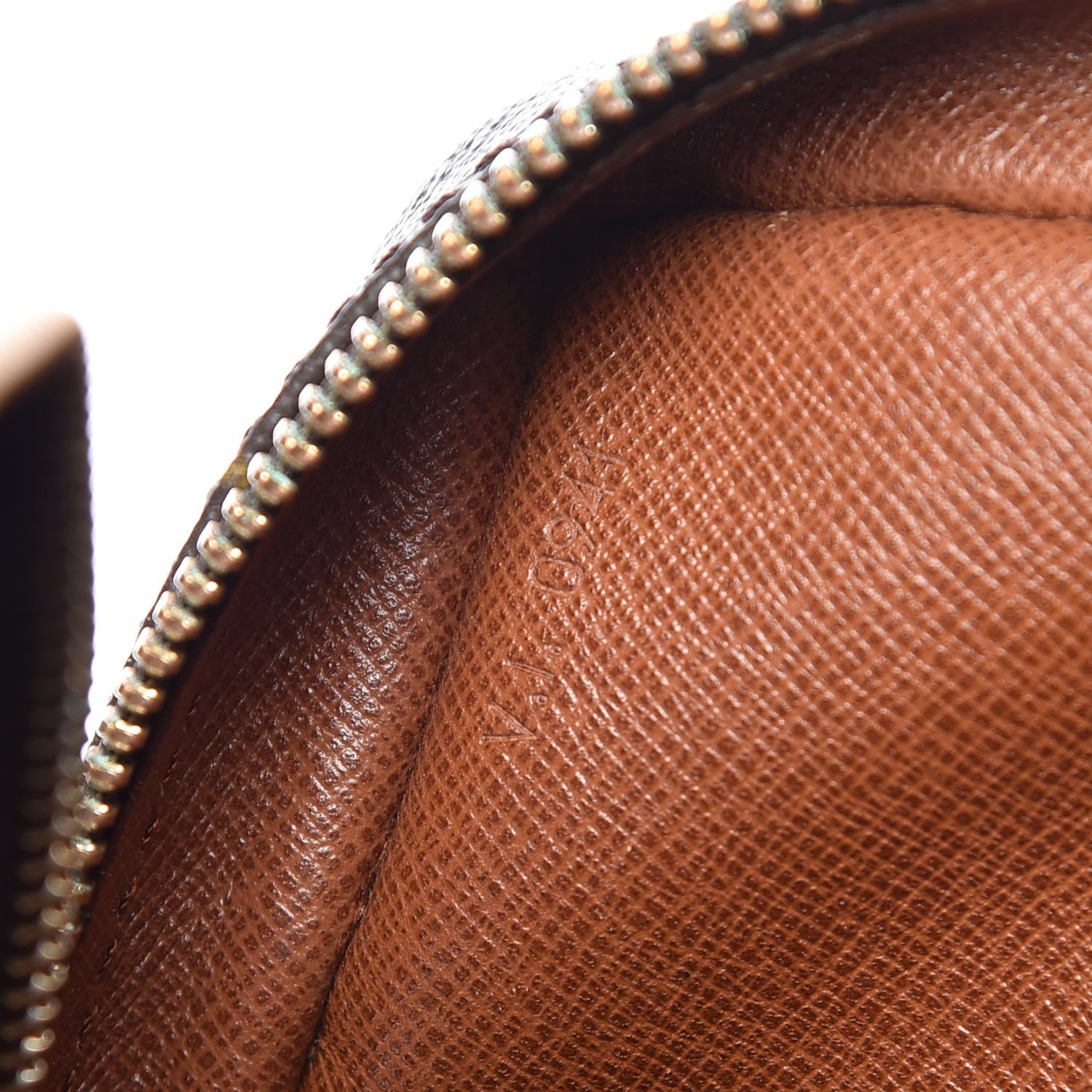Louis Vuitton Monogram Porte-Documents Voyage Briefcase 9 of 31