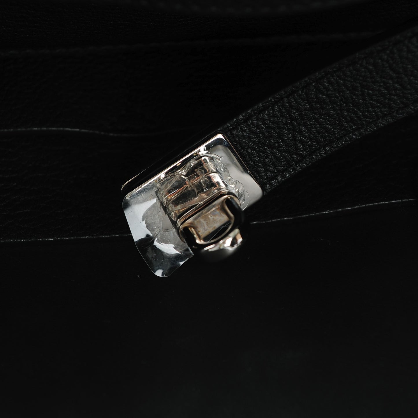 Supple Grained Calfskin Large Open Bar Tote Black