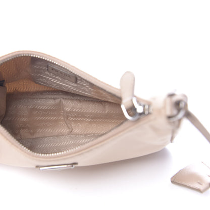 Prada Nylon Re-Edition 2005 Shoulder Bag Cammeo 5 of 11