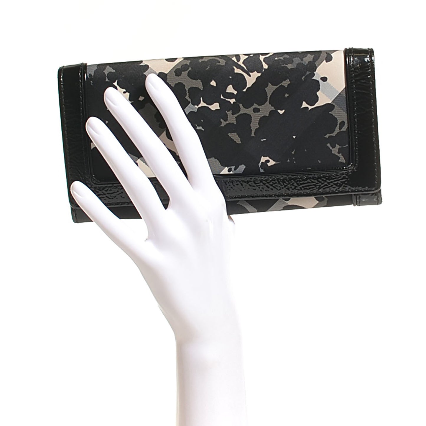 Nylon Beat Check Floral Continental Wallet Black