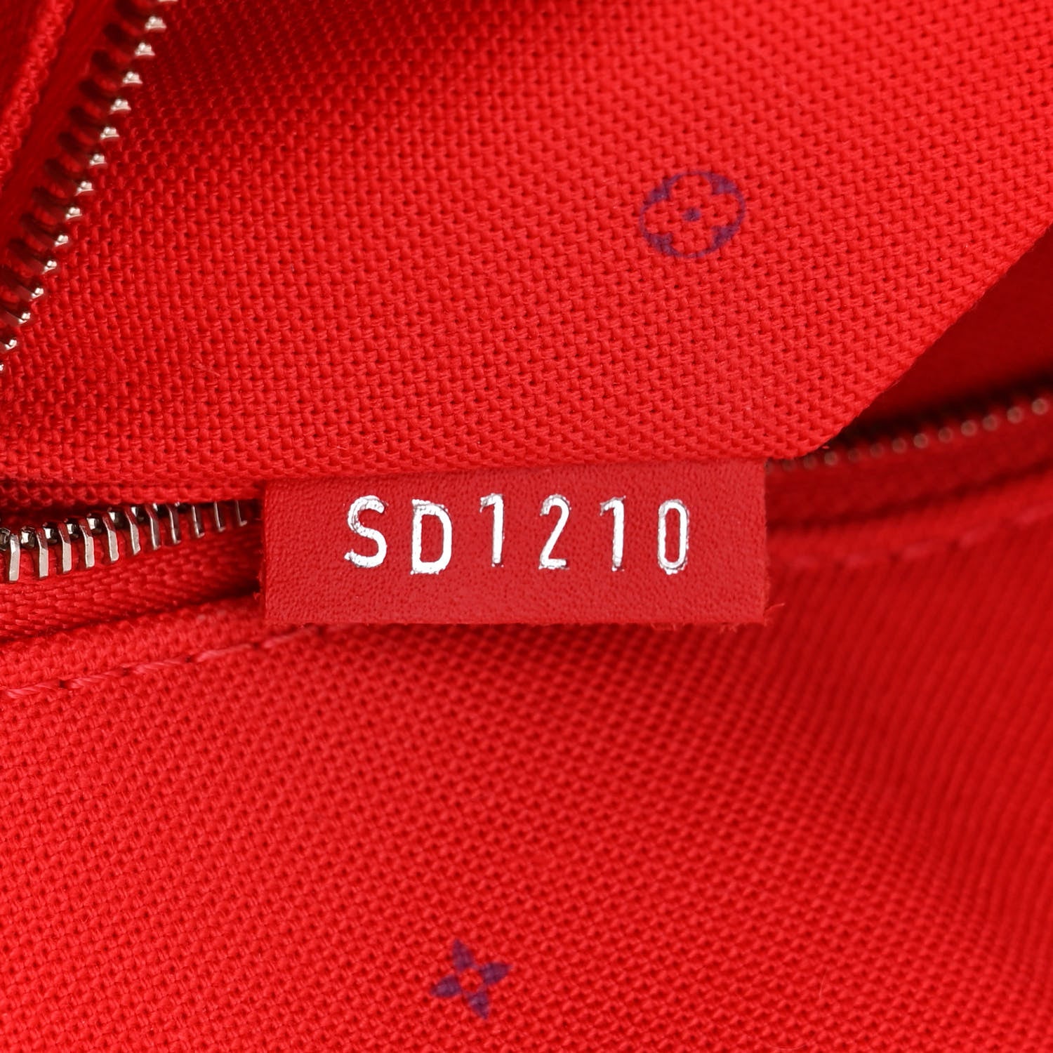 Louis Vuitton Monogram Escale Onthego GM Rouge 8 of 13