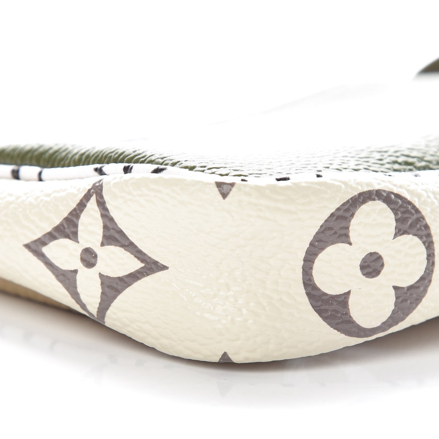 Monogram Giant Micro Pochette Accessories Kaki White
