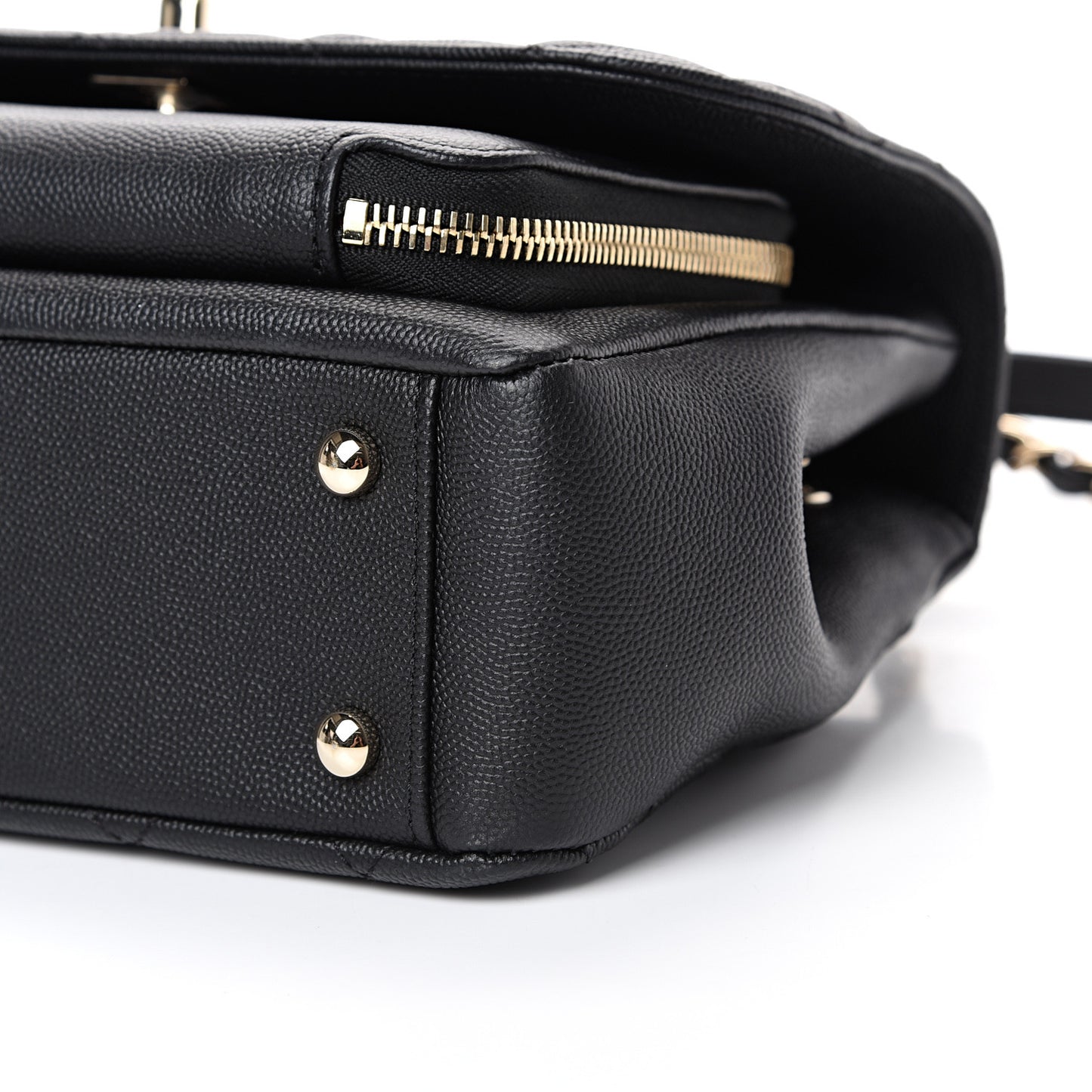 Caviar Quilted Medium Business Affinity Flap Black