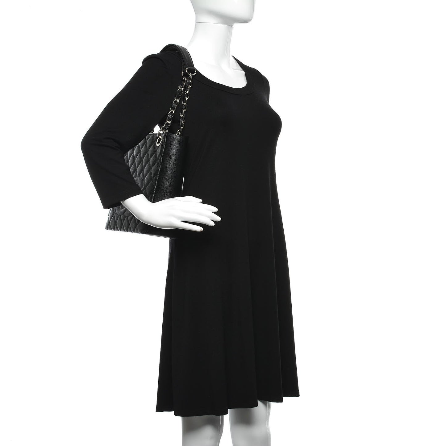Caviar Quilted Petit Shopping Tote PST Black