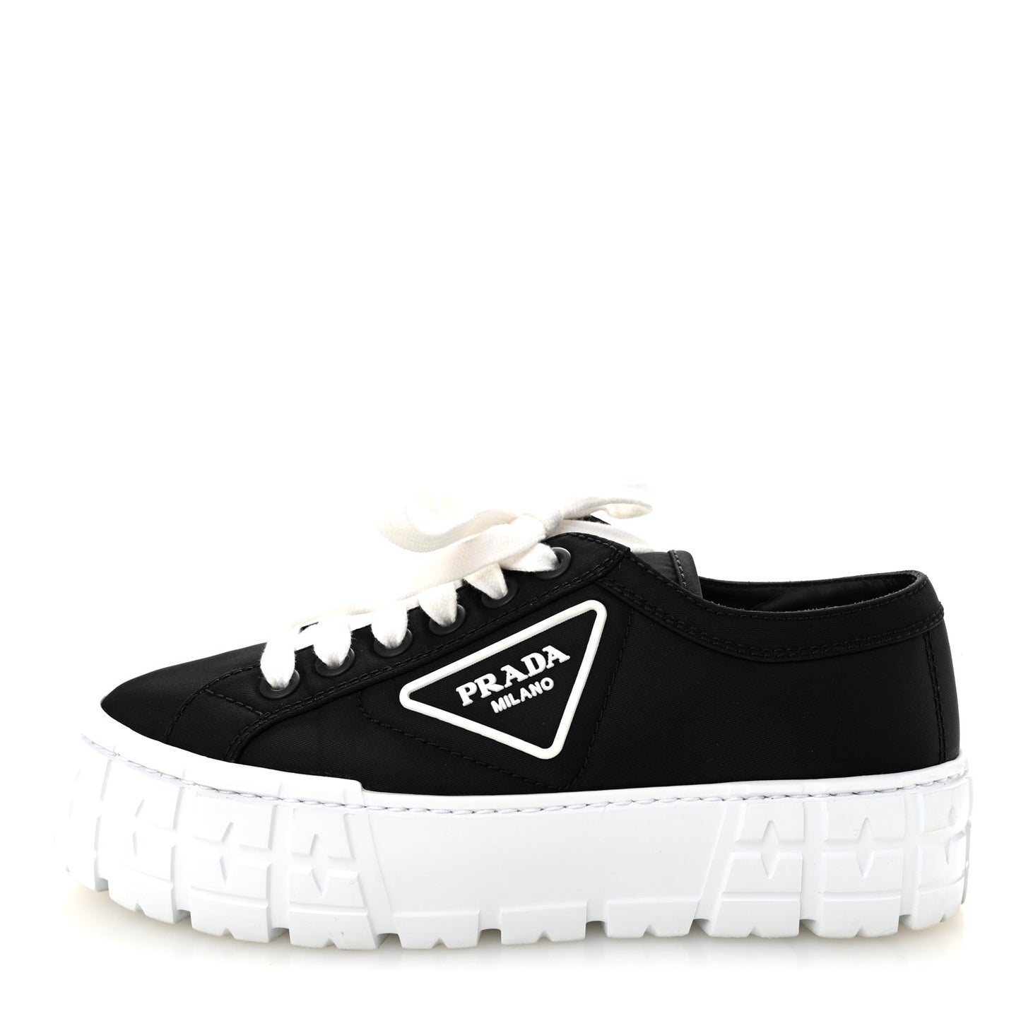 Re-Nylon Gabardine Triangle Logo Double Wheel 50mm Sneakers 38 Black