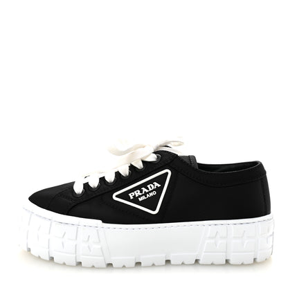 Prada Re-Nylon Gabardine Triangle Logo Double Wheel 50mm Sneakers 38 Black 1 of 10