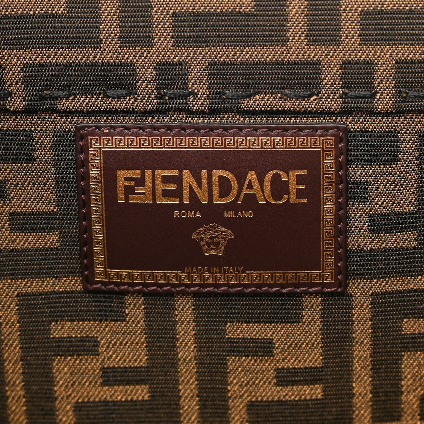 X VERSACE Fabric Jacquard Calfskin Plexiglass Fendace FF Medusa Studded Large Fendi Sunshine Shopper Tote Marrone Fuxia