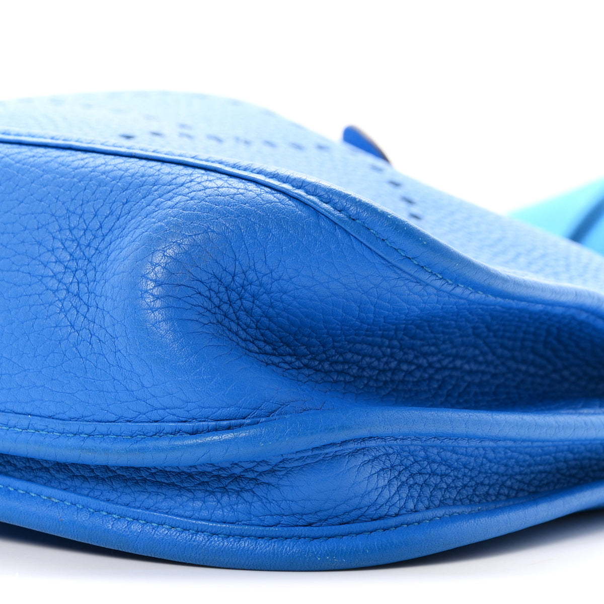 Taurillon Clemence Evelyne III PM Bleu Hydra