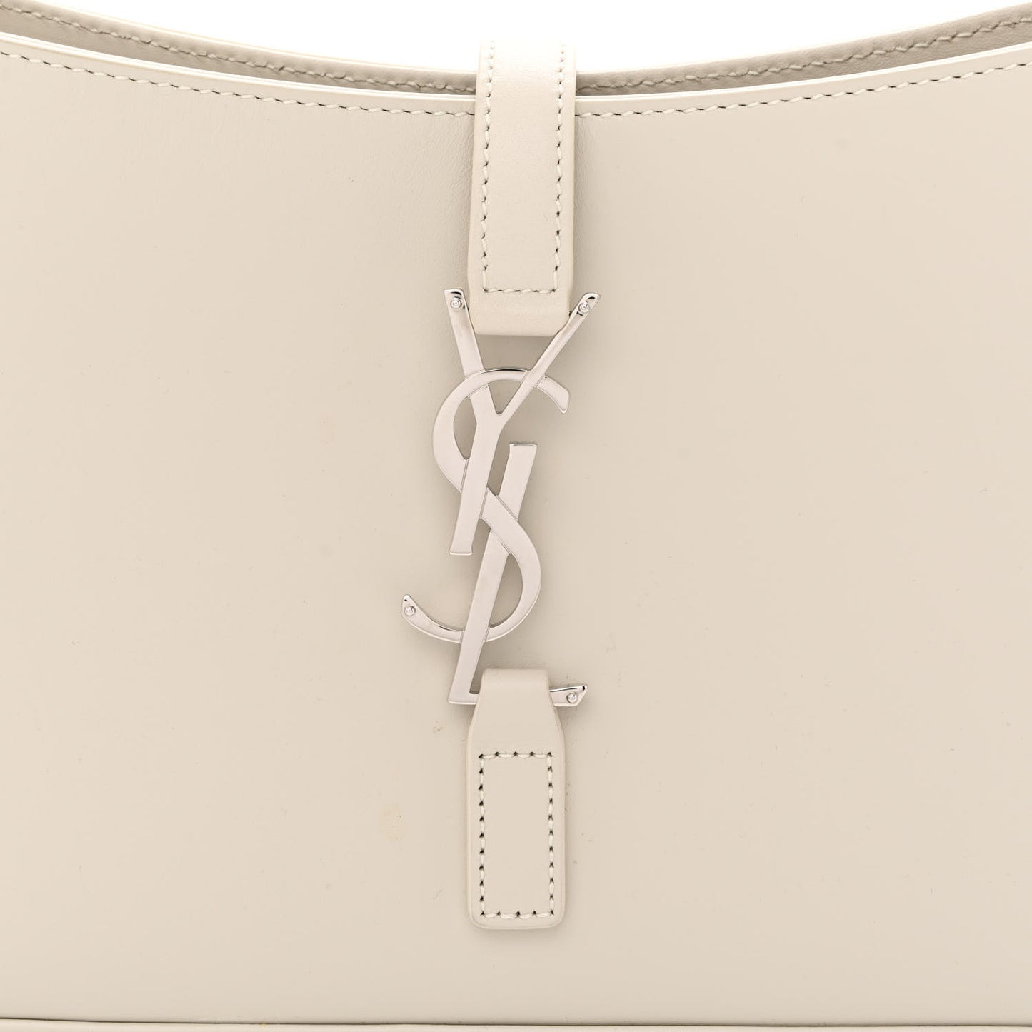 Smooth Calfskin Le 5 A 7 Hobo Blanc Vintage