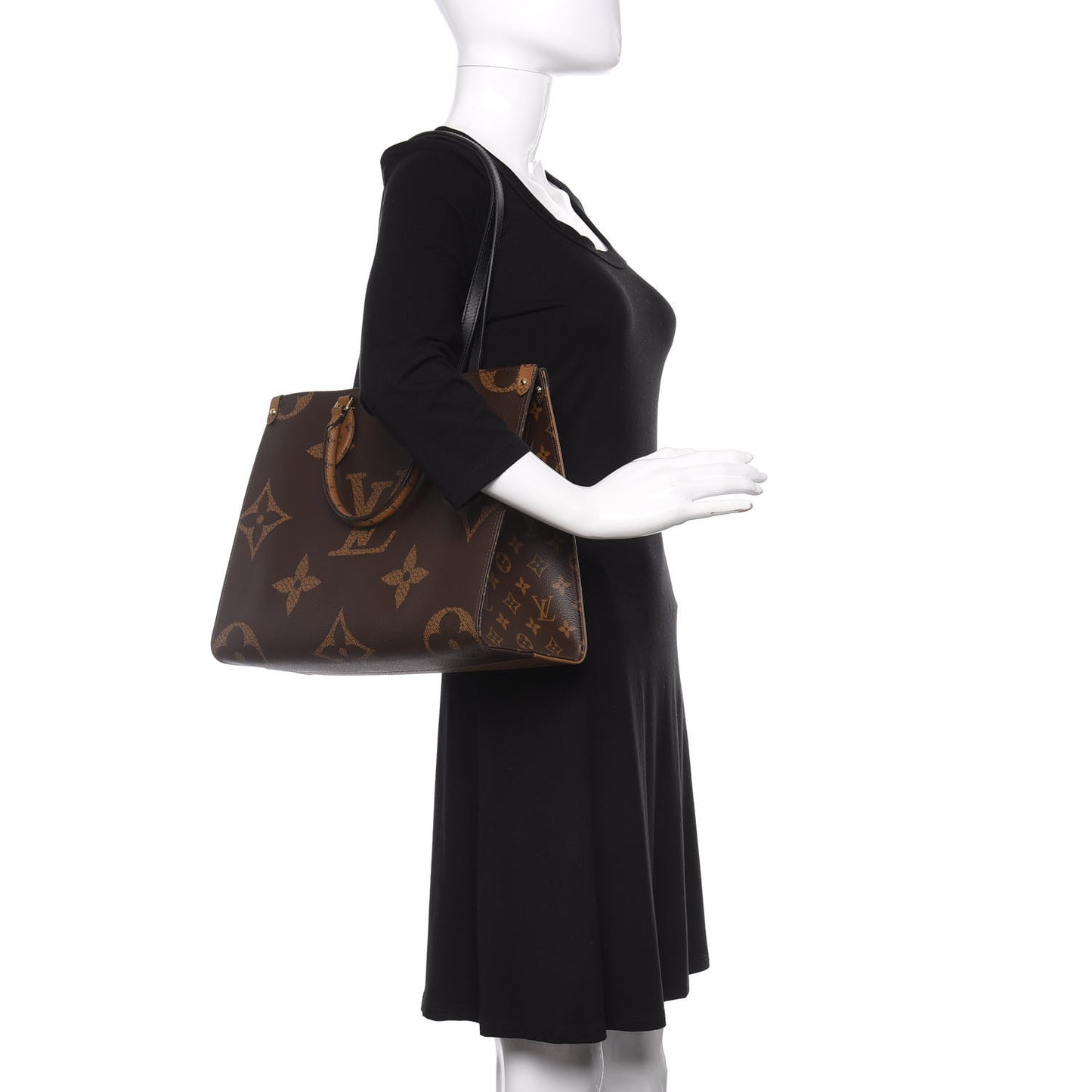 Reverse Monogram Giant Onthego MM