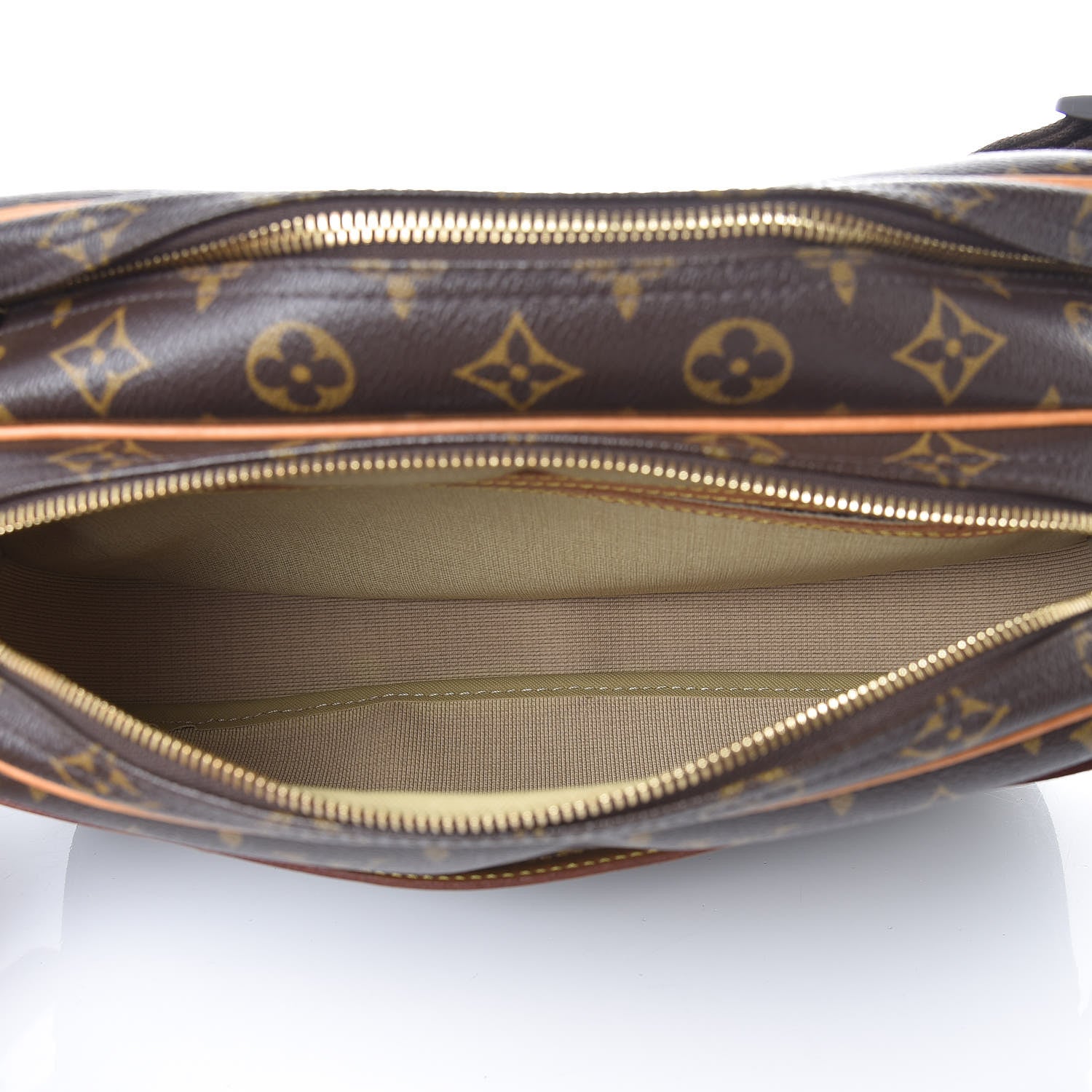 Louis Vuitton Monogram Reporter PM 6 of 7