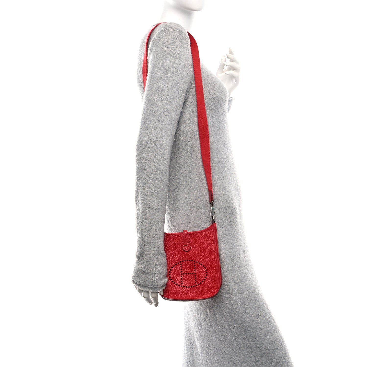 Hermes Taurillon Clemence Evelyne TPM Rouge Casaque 1769416