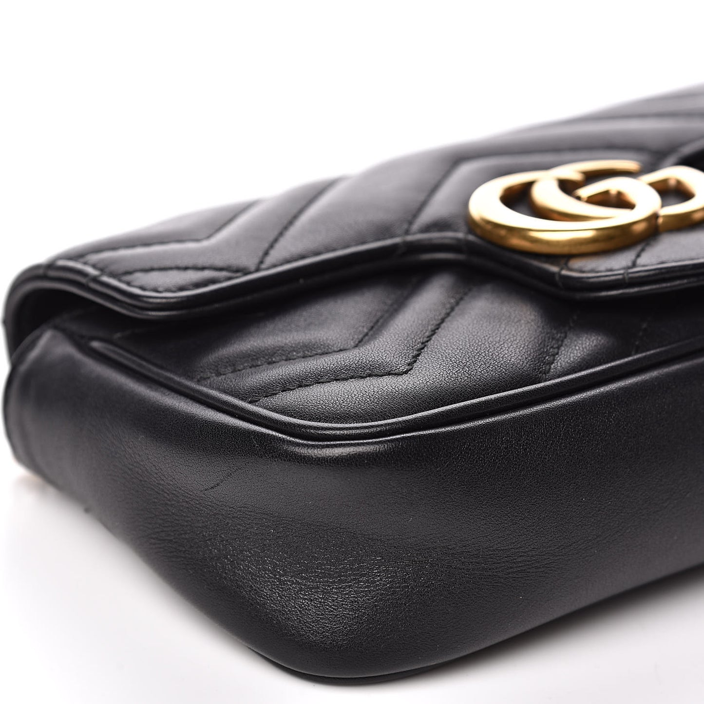 Calfskin Matelasse Super Mini GG Marmont Shoulder Bag Black
