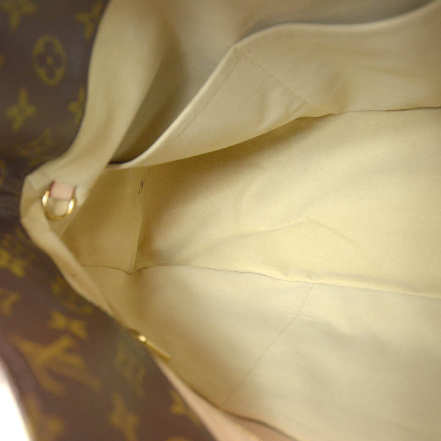 Louis Vuitton Monogram Artsy MM 8 of 8