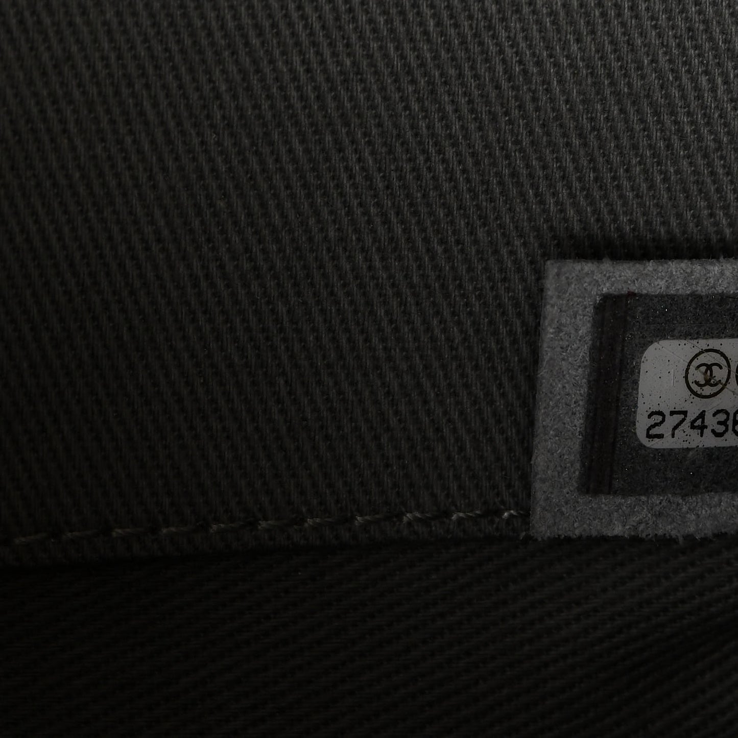 Caviar Quilted Large Business Affinity Flap Grey