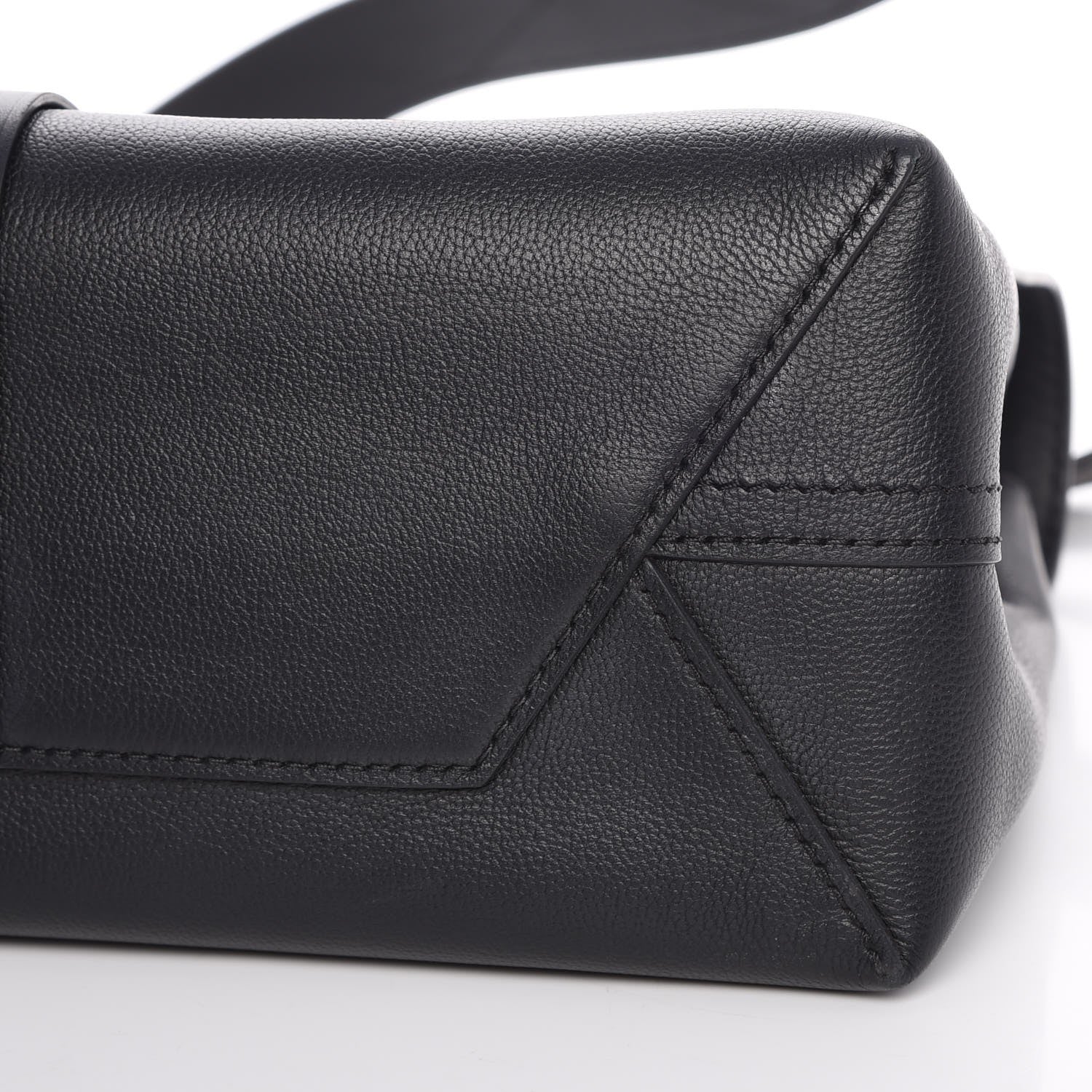 Louis Vuitton Calfskin Monogram Very One Handle Black 10 of 12
