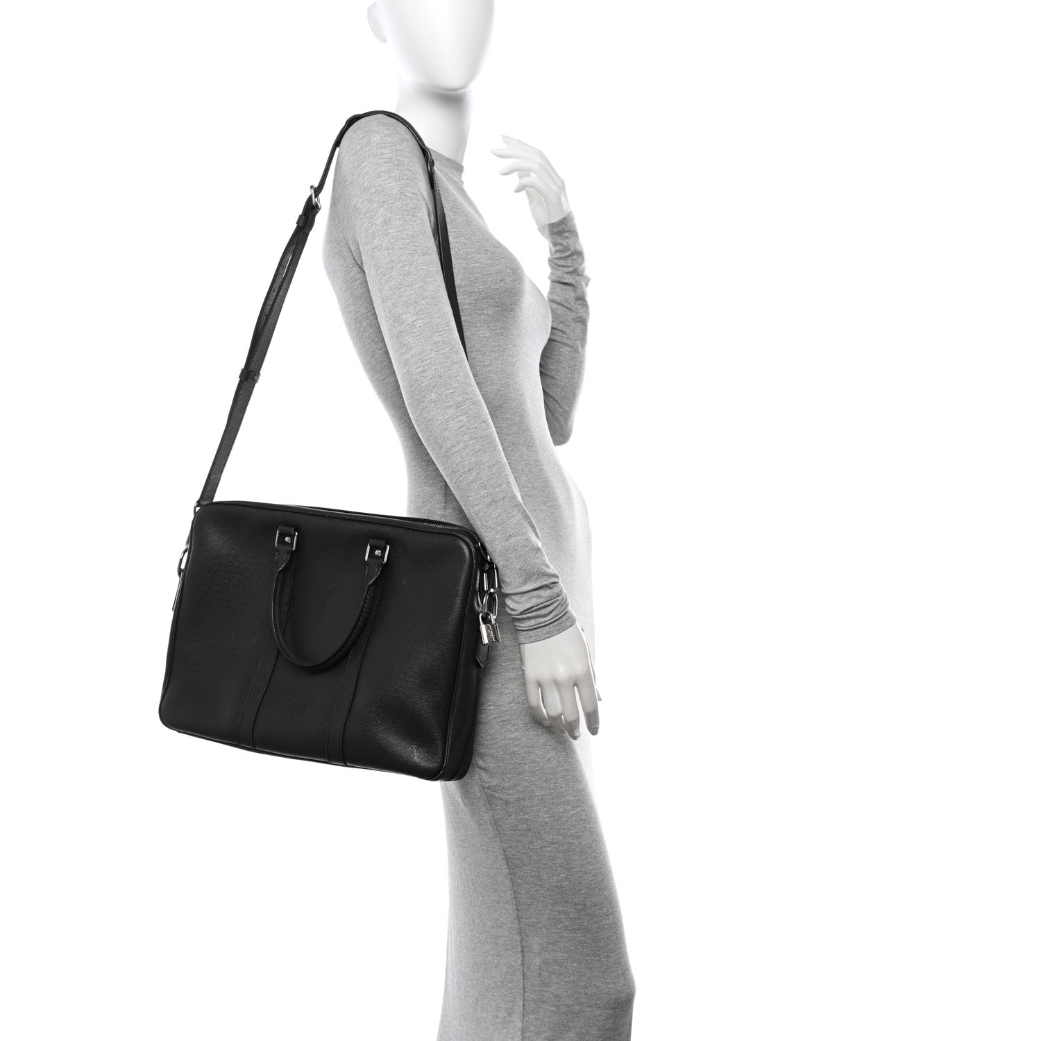 Louis Vuitton Taiga Porte Documents Voyage PM Ardoise 2 of 15