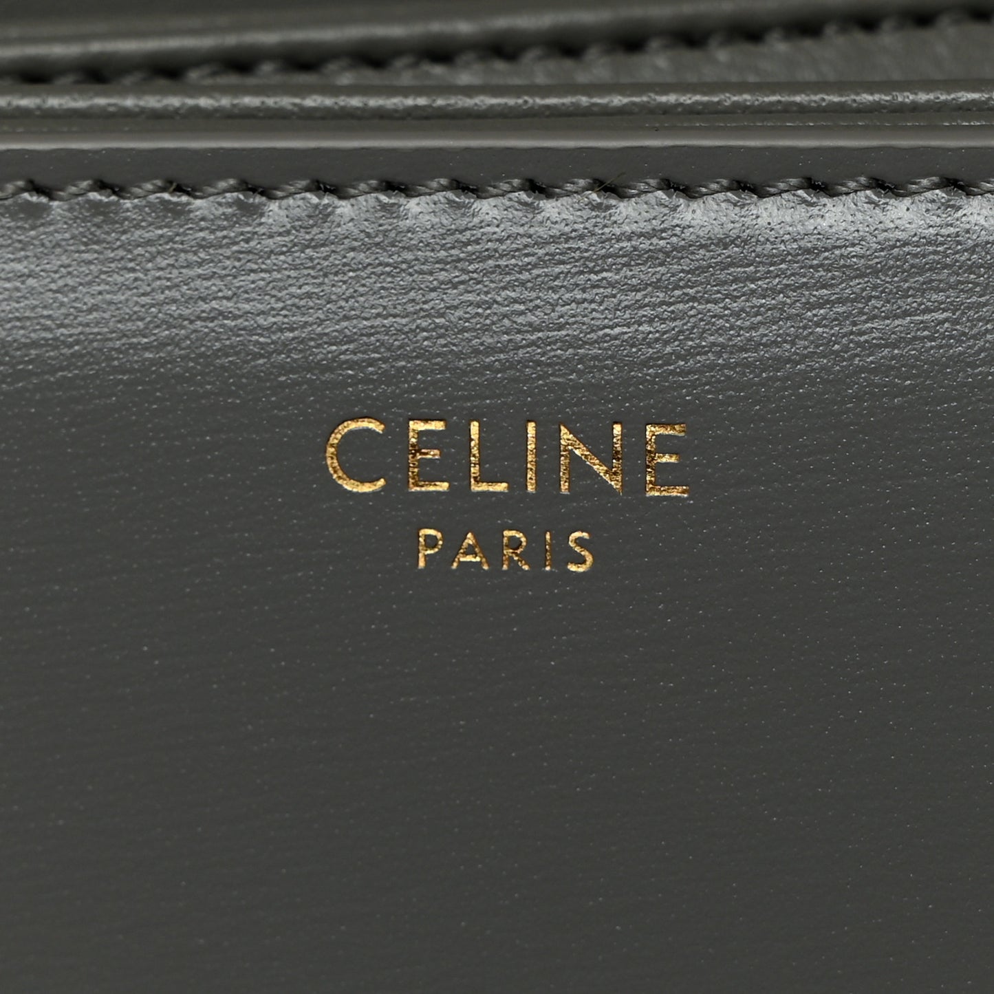 Shiny Calfskin Medium Triomphe Pebble