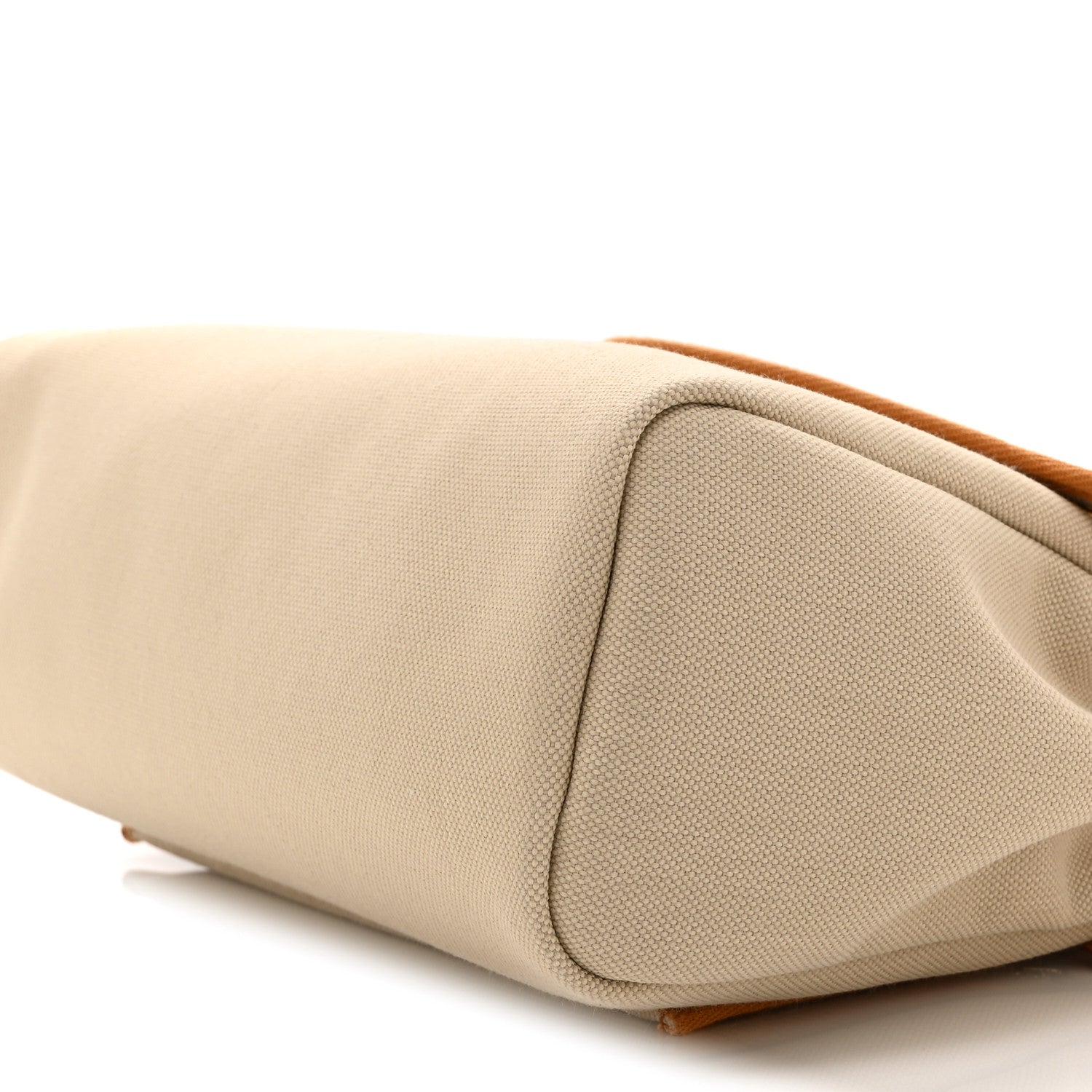 Hermes Toile Militaire Vache Hunter Laque Herbag Zip Retourne PM 31 Beton Naturel Sable Nata 12 of 12