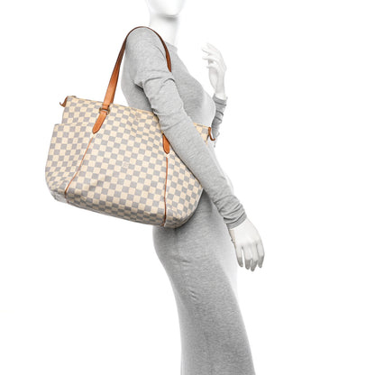 Louis Vuitton Damier Azur Totally MM 2 of 29