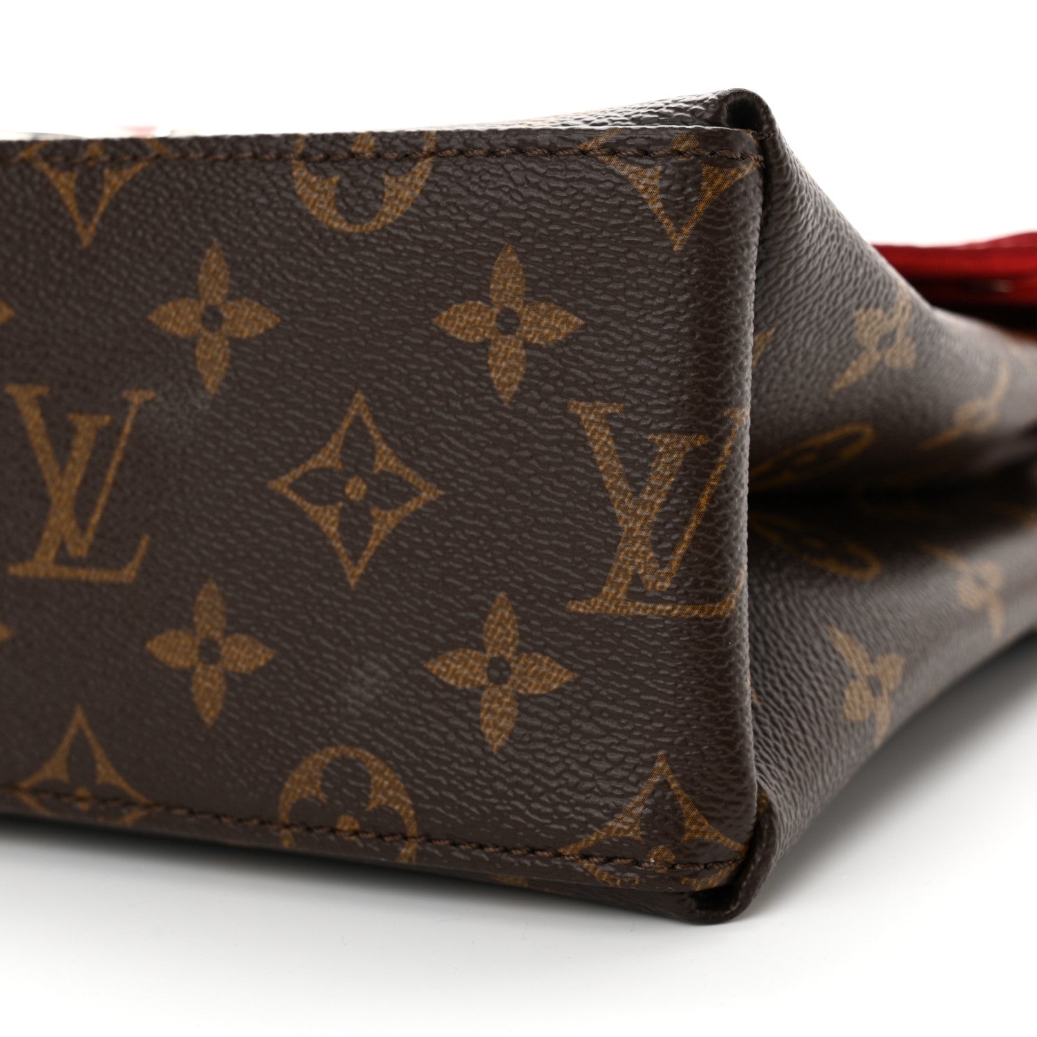 Louis Vuitton Monogram Epi Saint Michel Coquelicot 9 of 15