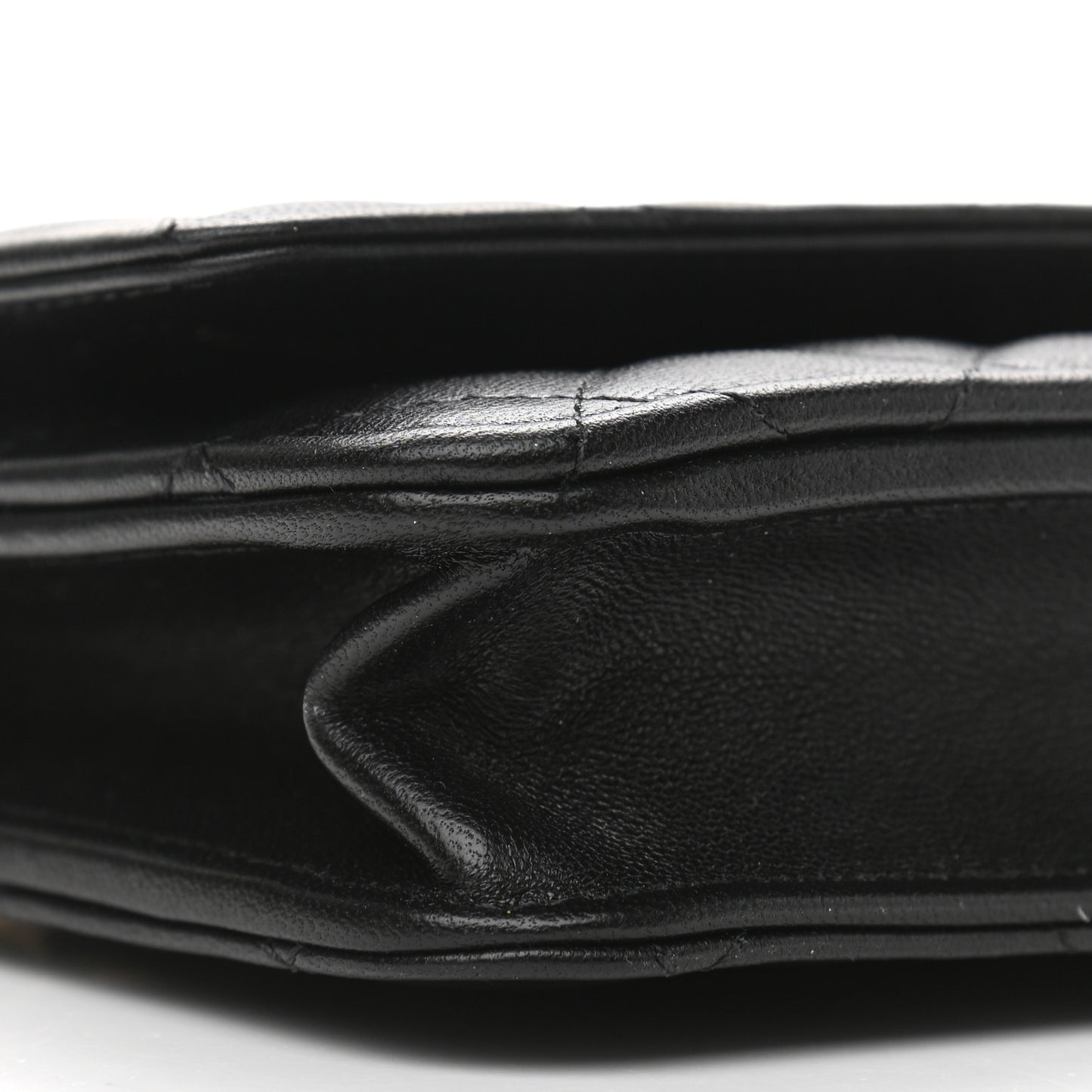 Lambskin Quilted Pearl Wallet On Chain WOC Black