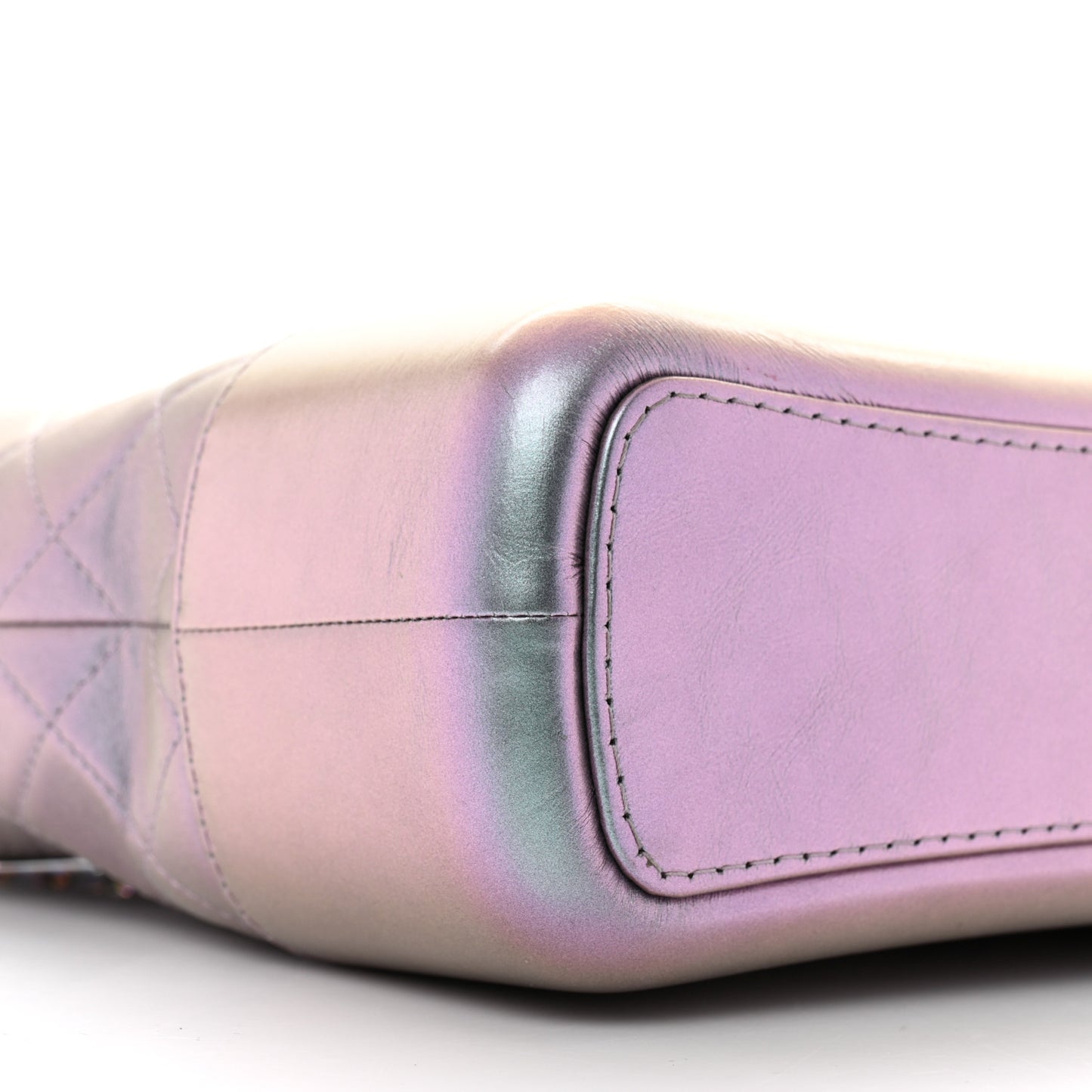 Iridescent Lambskin Calfskin Quilted Medium Gabrielle Hobo Light Purple