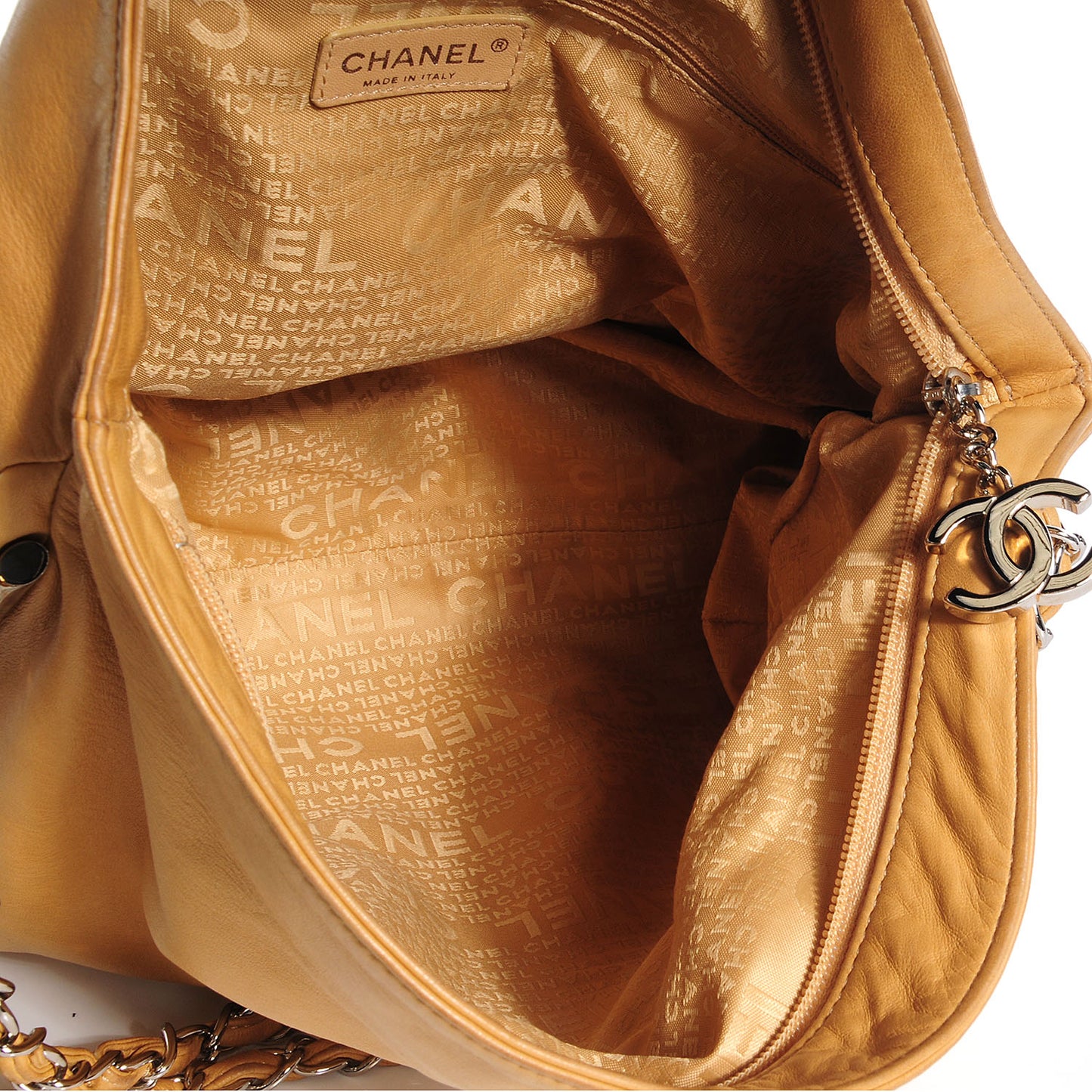 Lambskin Large Ultimate Soft Tote Beige