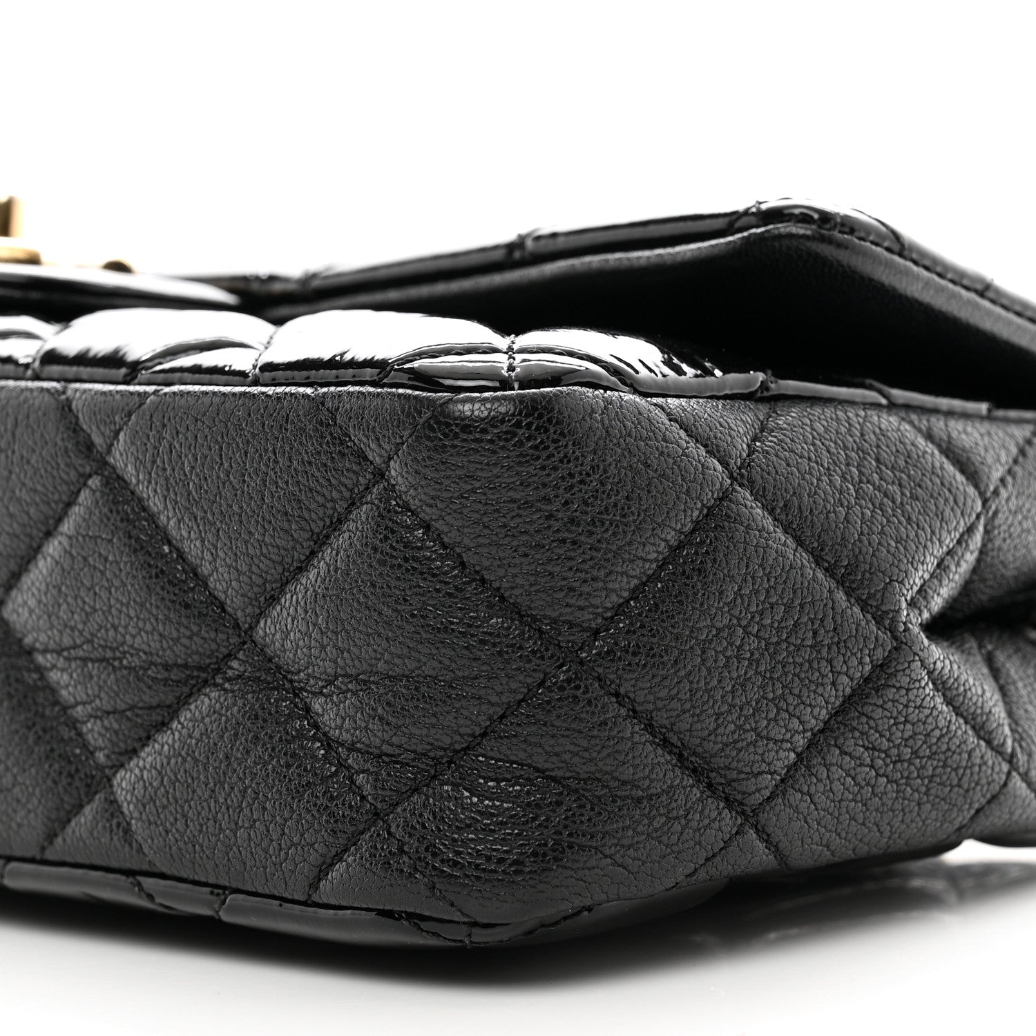 Chanel Patent Goatskin Quilted Medium CC Eyelet Flap Black 10 of 13