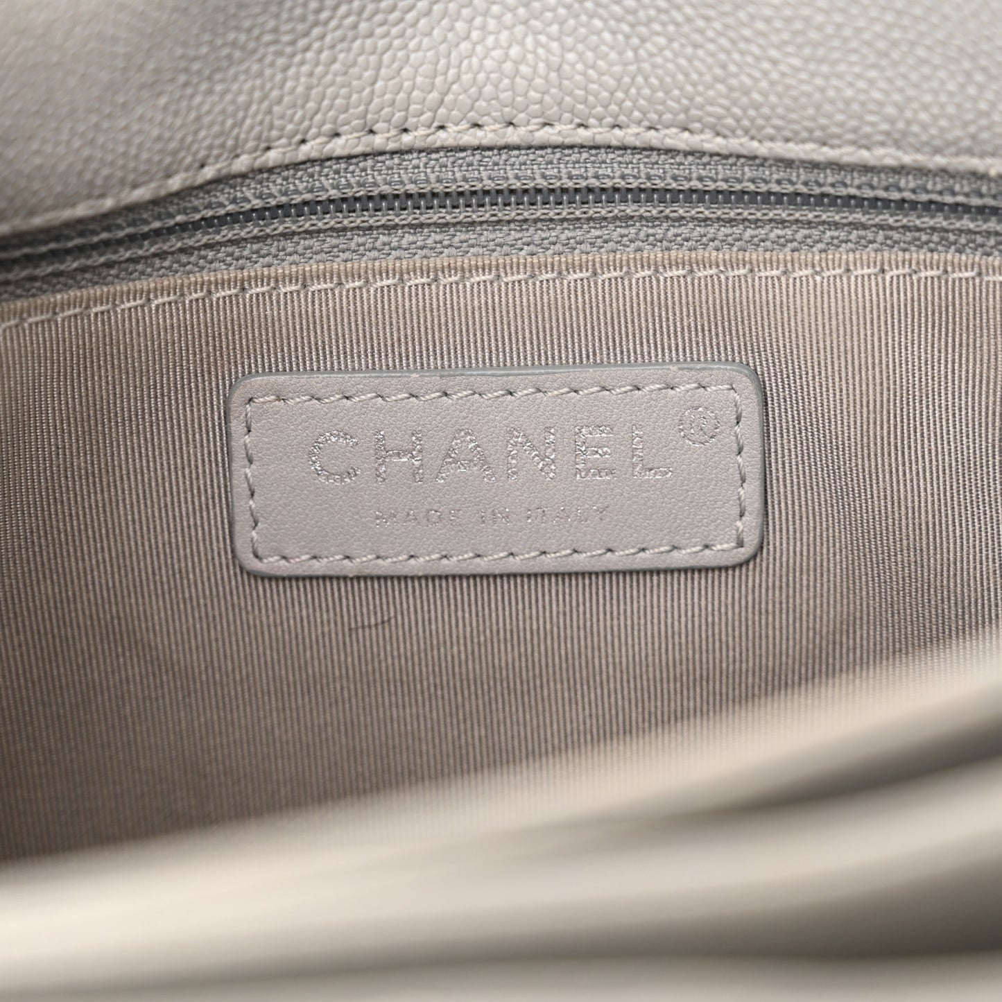 Caviar Quilted Large Urban Companion Flap Grey