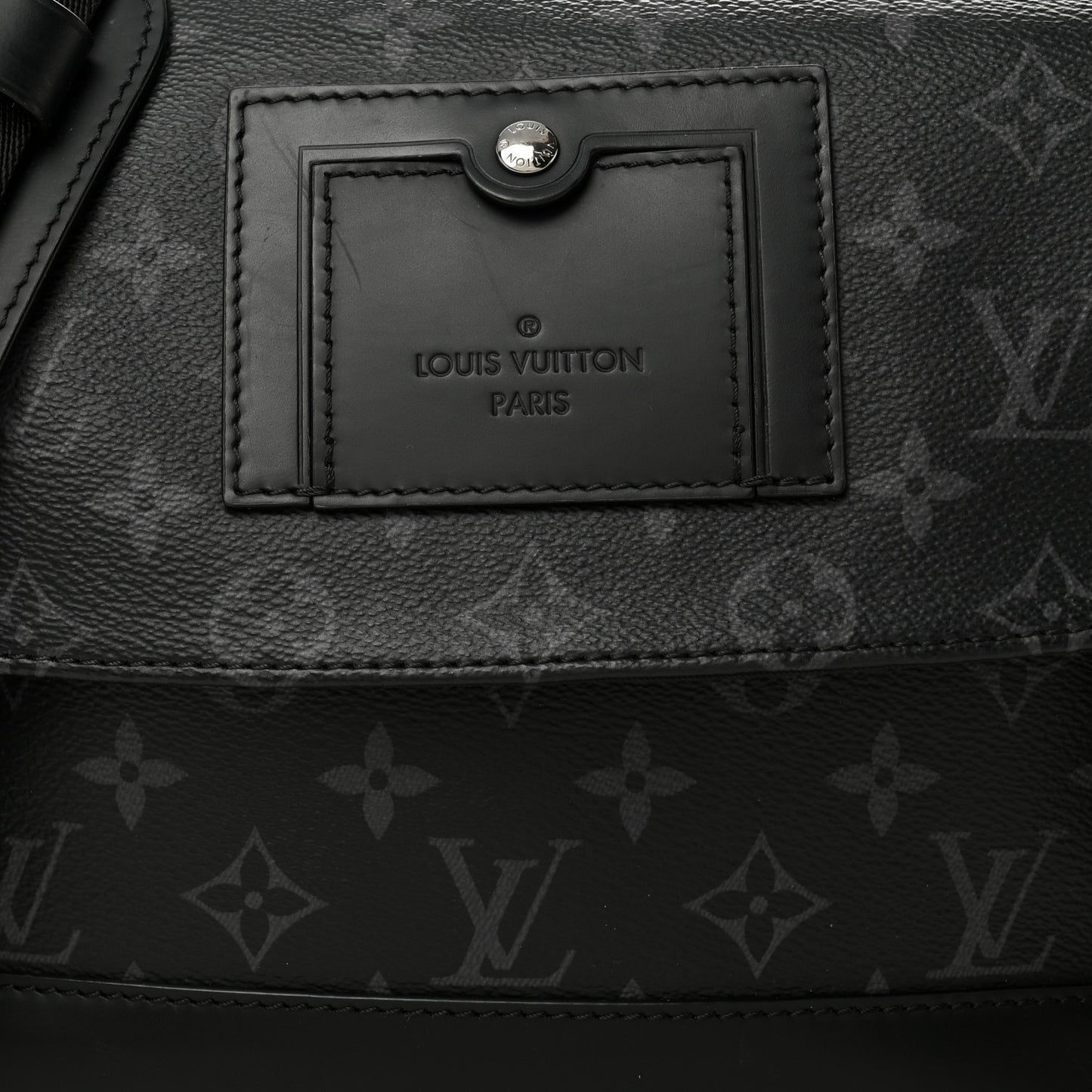 Monogram Eclipse Voyager PM Messenger