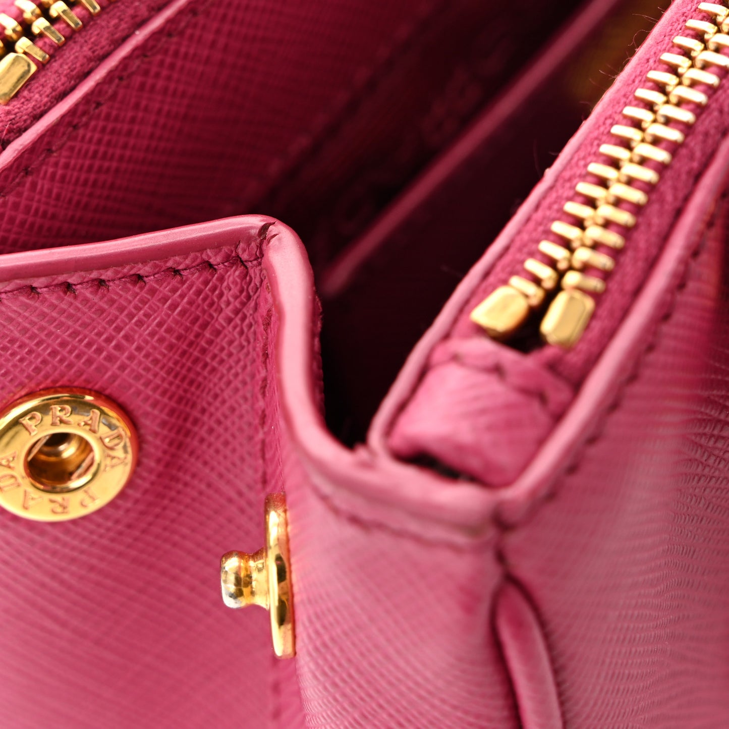 Saffiano Lux Micro Galleria Double Zip Tote Fuxia