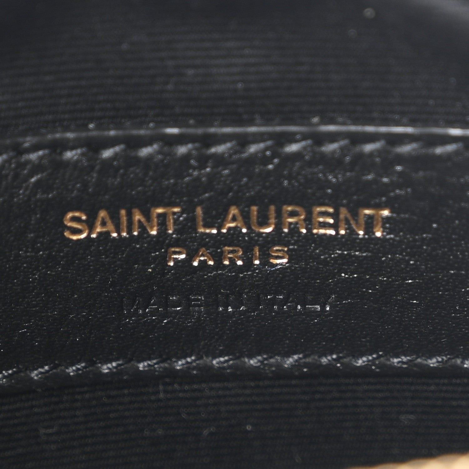 Saint Laurent Grain De Poudre Matelasse Chevron Quilted Round Vinyle Camera Bag Crema Soft 6 of 10