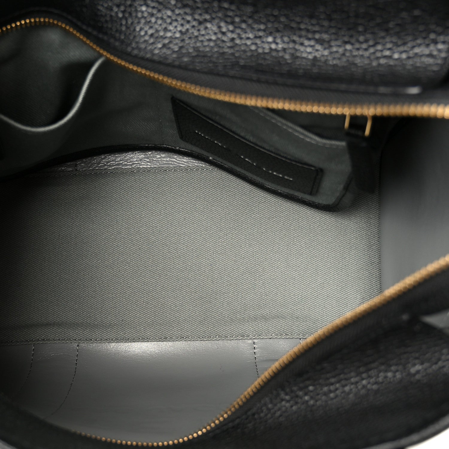 Marc Jacobs Grained Calfskin Medium The Tote Bag Black 5 of 11
