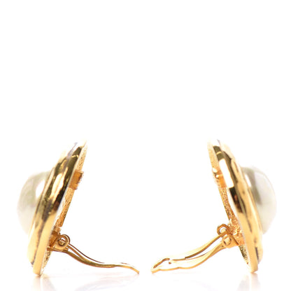 Chanel Pearl Clip On Earrings Gold 3 of 4