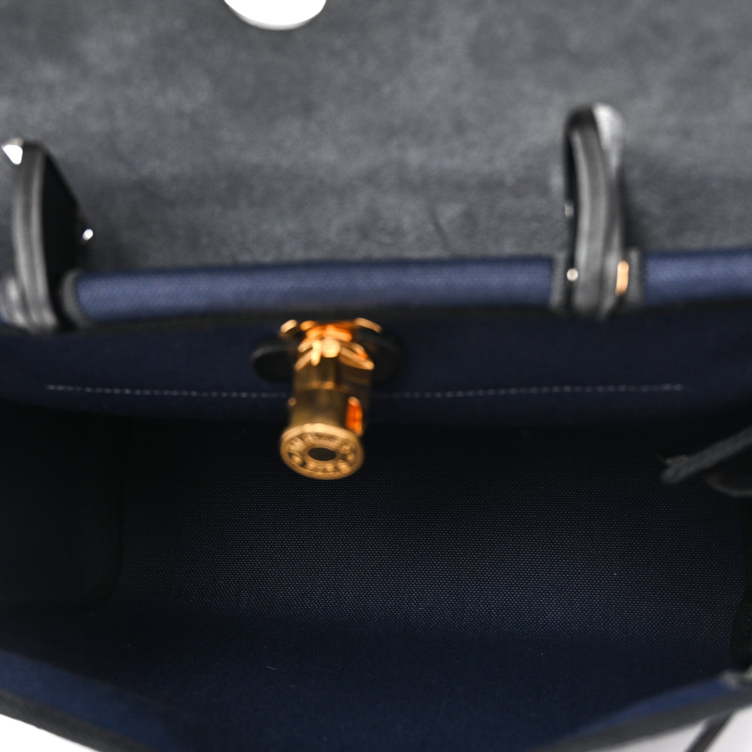 Hermes Military Toile Vache Hunter Herbag Zip Retourne 31 PM Bleu Marine Black 6 of 11