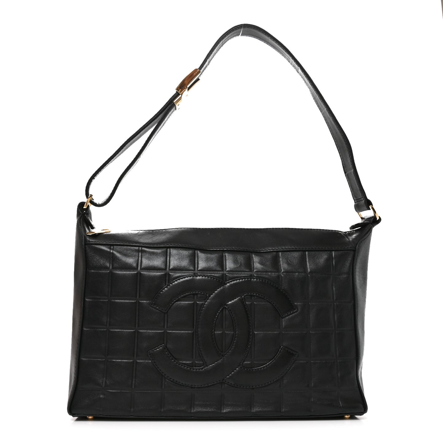 Lambskin Quilted Medium Chocolate Bar Shoulder Bag Black