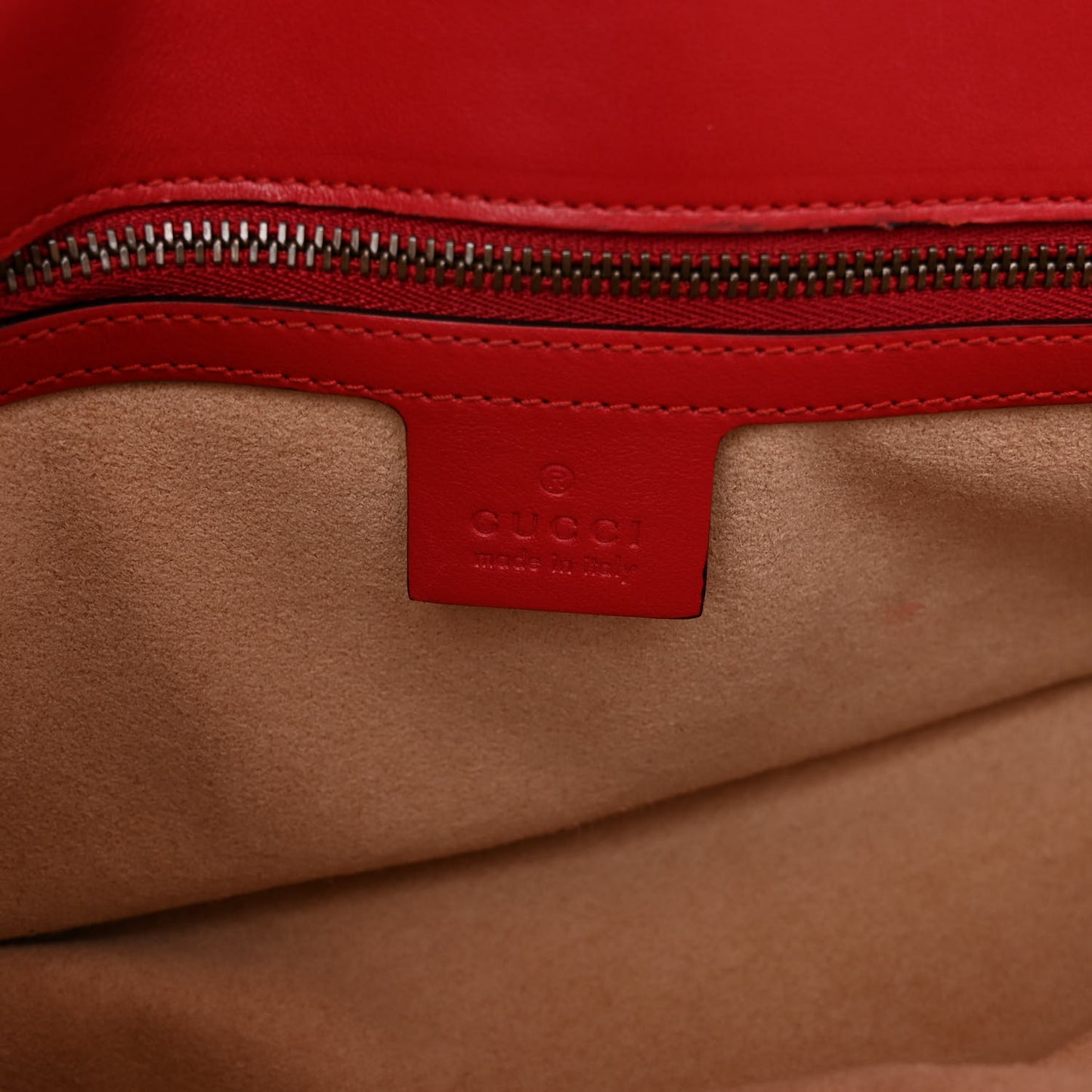 Calfskin Matelasse Small GG Marmont Shoulder Bag Hibiscus Red